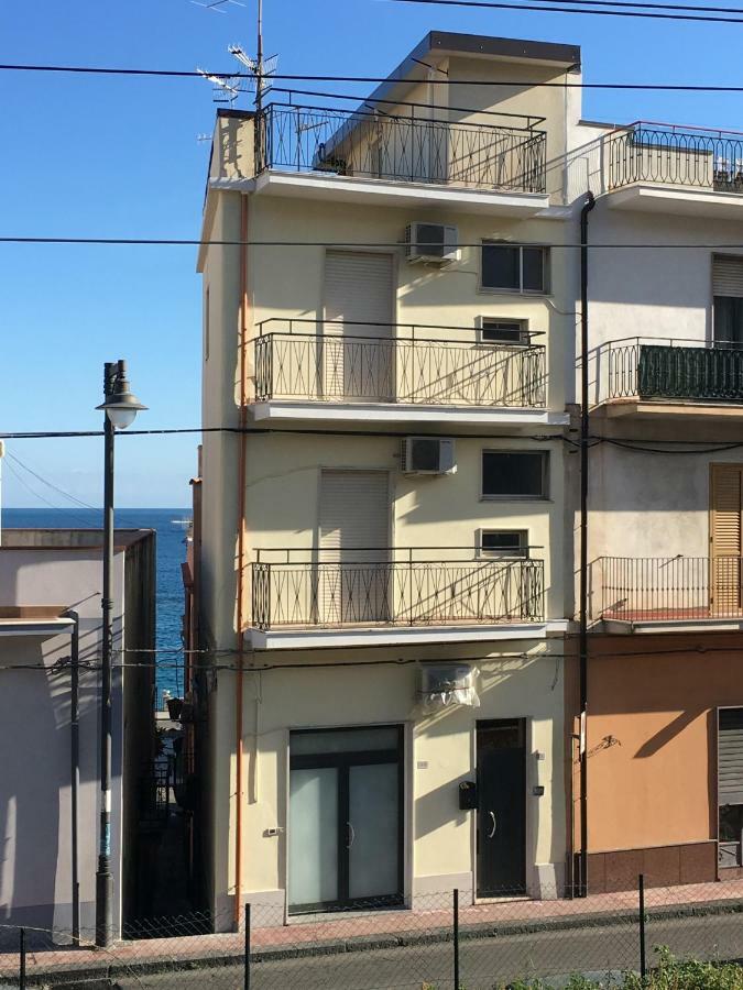 Lolita Holidays Giardini-Naxos Exterior foto